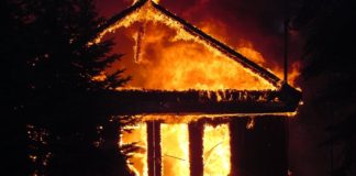 কোনো কিছু আগুনে পুড়ে কেন?